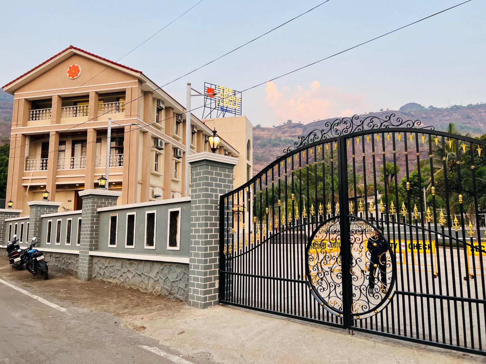 The Grand Leela Resort Khopoli Luaran gambar