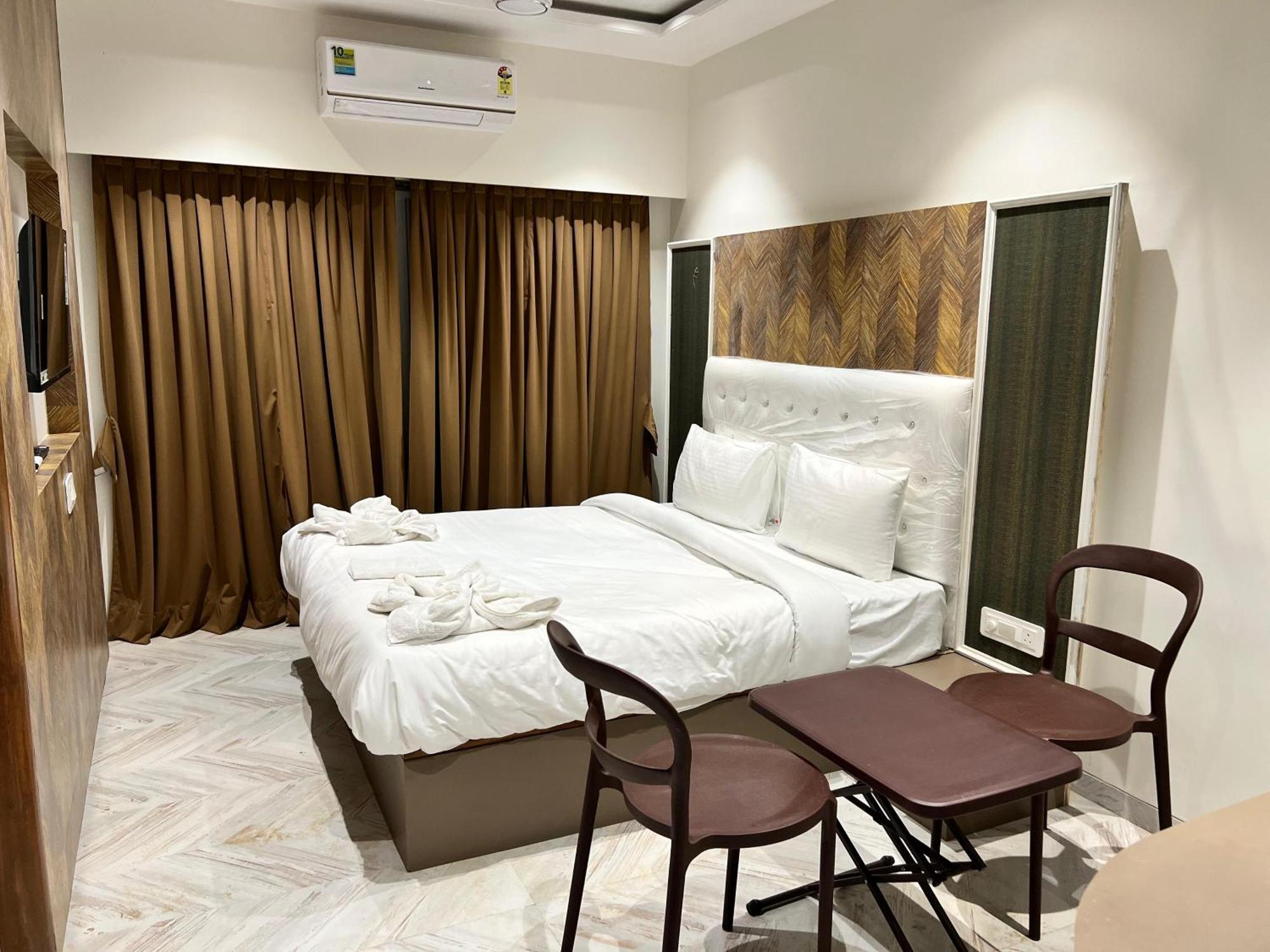 The Grand Leela Resort Khopoli Luaran gambar